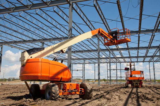 Manlifts & Scissor Lifts